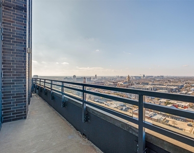 3611 Congress Avenue - Photo Thumbnail 10