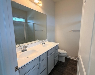 5056 Patton Drive - Photo Thumbnail 9