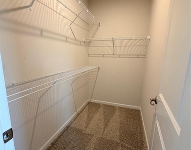 5056 Patton Drive - Photo Thumbnail 8