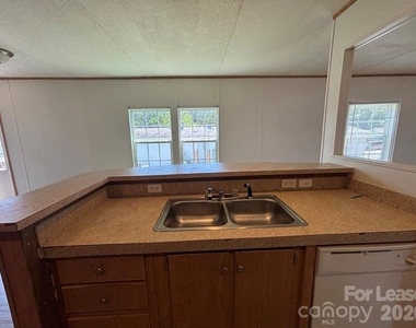 10111 Piney Creek Court - Photo Thumbnail 3