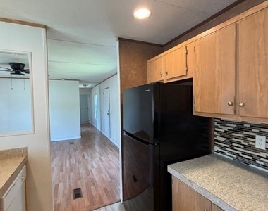 10111 Piney Creek Court - Photo Thumbnail 4