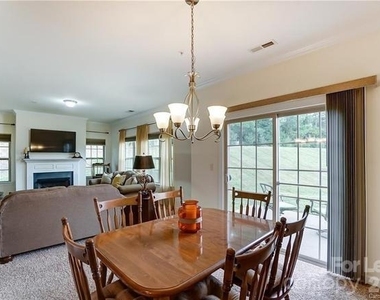 16718 Dolcetto Way - Photo Thumbnail 27