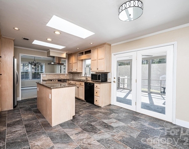 2035 2nd Street Nw - Photo Thumbnail 15