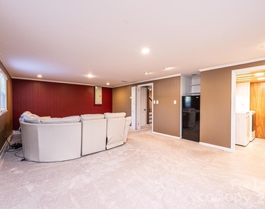 2035 2nd Street Nw - Photo Thumbnail 36