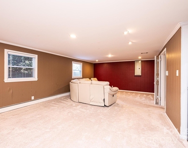 2035 2nd Street Nw - Photo Thumbnail 37