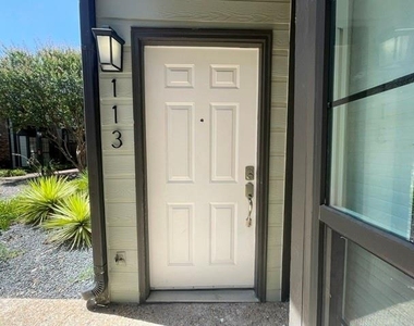 3904 Rawlins Street - Photo Thumbnail 1
