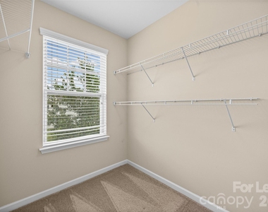 872 Summerlake Drive - Photo Thumbnail 24