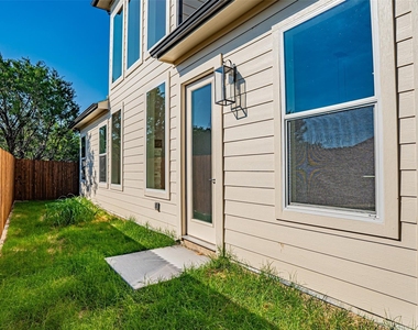 5702 Barkridge Drive - Photo Thumbnail 33