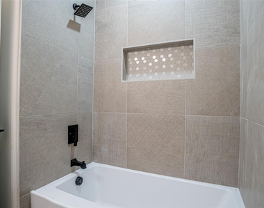 5702 Barkridge Drive - Photo Thumbnail 30