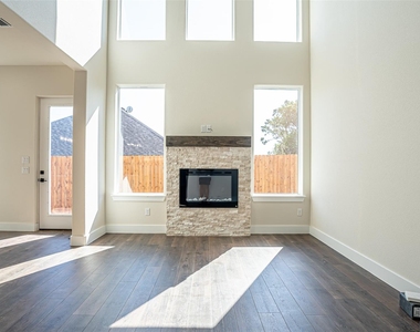 5702 Barkridge Drive - Photo Thumbnail 5