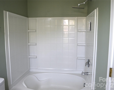 6321 Park Creek Drive - Photo Thumbnail 27