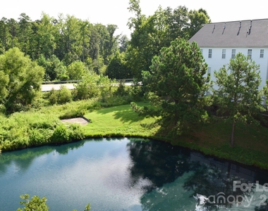 6321 Park Creek Drive - Photo Thumbnail 31
