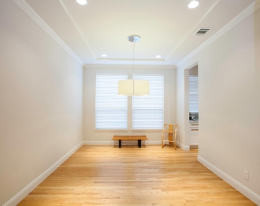 1614 Thoroughbred Lane - Photo Thumbnail 6