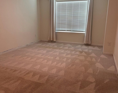 12828 Canton Side Avenue - Photo Thumbnail 10