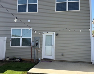 12828 Canton Side Avenue - Photo Thumbnail 24
