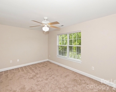 153 Forest Ridge Road - Photo Thumbnail 10
