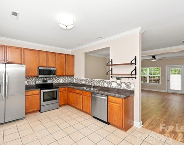 153 Forest Ridge Road - Photo Thumbnail 7