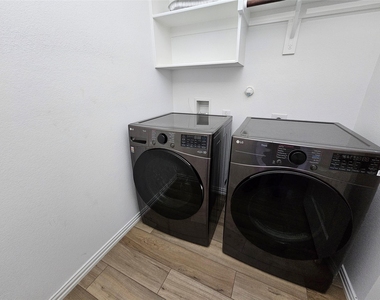 512 Chip Street - Photo Thumbnail 14