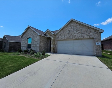 512 Chip Street - Photo Thumbnail 1