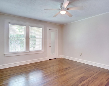 3201 Cockrell Avenue - Photo Thumbnail 21