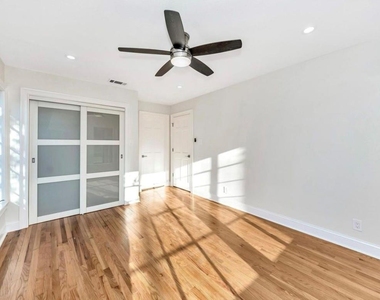 2753 El Tivoli Drive - Photo Thumbnail 7