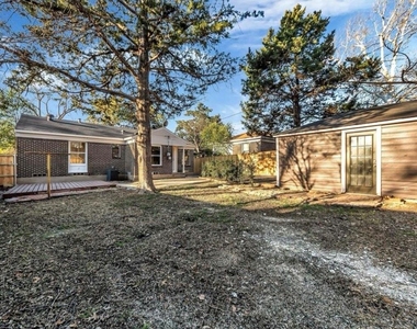 2753 El Tivoli Drive - Photo Thumbnail 12