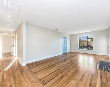 2753 El Tivoli Drive - Photo Thumbnail 2