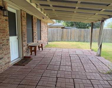 101 Kathryn Drive - Photo Thumbnail 18