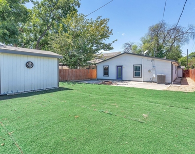 2933 S Hills Avenue - Photo Thumbnail 18