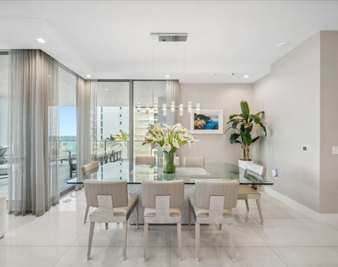 5000 N Ocean Drive - Photo Thumbnail 12