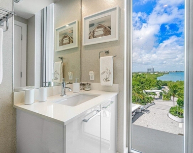 5000 N Ocean Drive - Photo Thumbnail 30