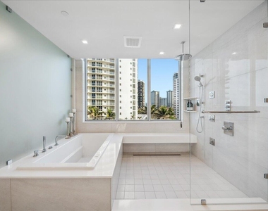 5000 N Ocean Drive - Photo Thumbnail 20