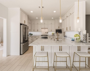 4805 Mill Creek Drive - Photo Thumbnail 10