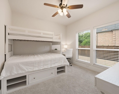 4805 Mill Creek Drive - Photo Thumbnail 19