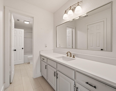 4805 Mill Creek Drive - Photo Thumbnail 26
