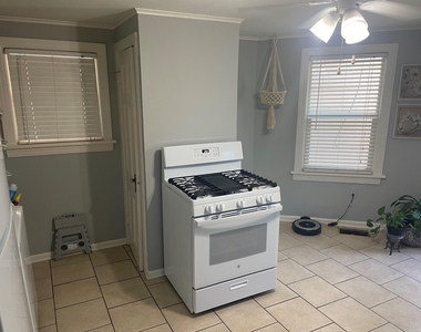3012 Mcpherson Avenue - Photo Thumbnail 12