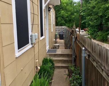 3012 Mcpherson Avenue - Photo Thumbnail 1