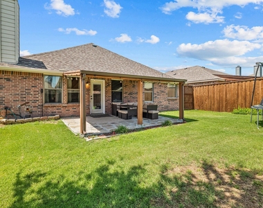 5540 Crestwood Drive - Photo Thumbnail 19