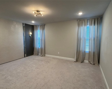 621 Quail Meadows Drive - Photo Thumbnail 10