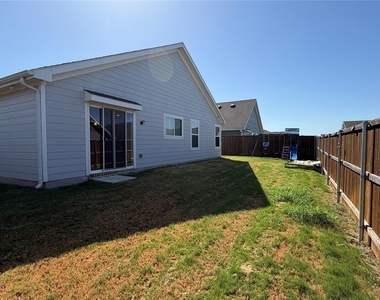 621 Quail Meadows Drive - Photo Thumbnail 18