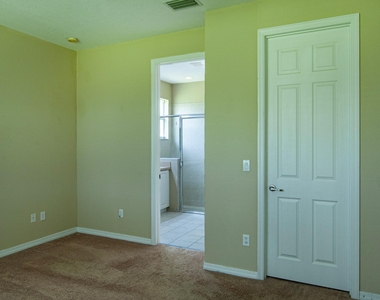 9851 E Verona Circle - Photo Thumbnail 11