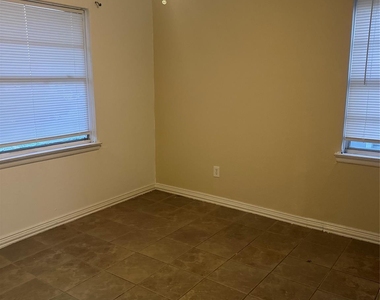 12125 Bellafonte Drive - Photo Thumbnail 1