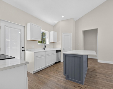 5293 County Road 921 - Photo Thumbnail 13