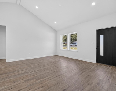 5293 County Road 921 - Photo Thumbnail 6