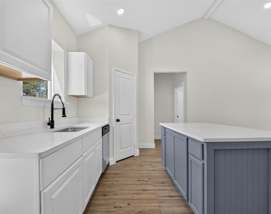5293 County Road 921 - Photo Thumbnail 15