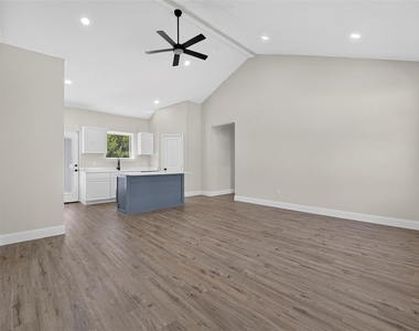 5293 County Road 921 - Photo Thumbnail 7