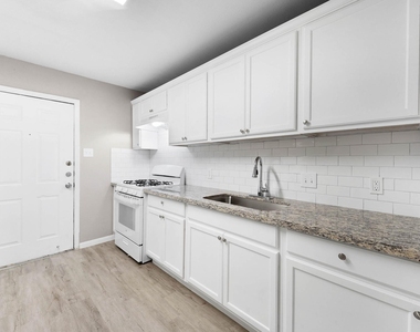 3430 Sockwell Boulevard - Photo Thumbnail 10