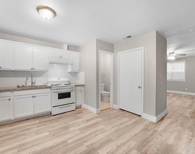 3430 Sockwell Boulevard - Photo Thumbnail 15