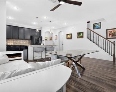 3616 Carmel Hills Drive - Photo Thumbnail 8
