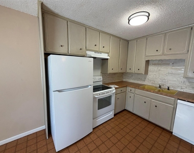 1361 W Mcneill Street - Photo Thumbnail 2